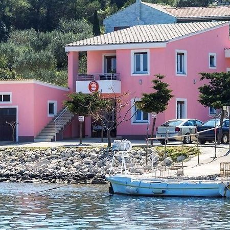 Apartments Zvone1 Велі-Рат Екстер'єр фото