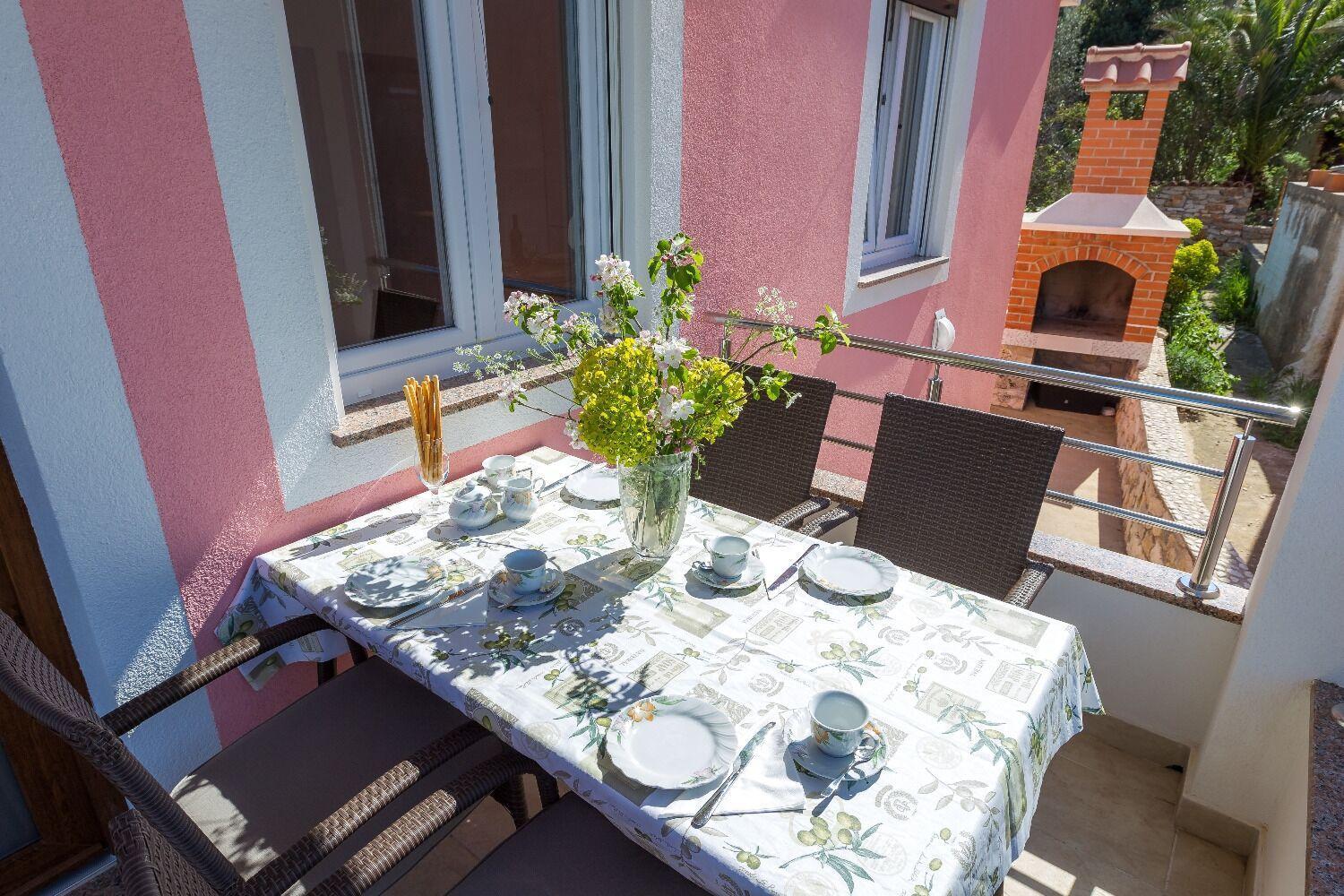 Apartments Zvone1 Велі-Рат Екстер'єр фото