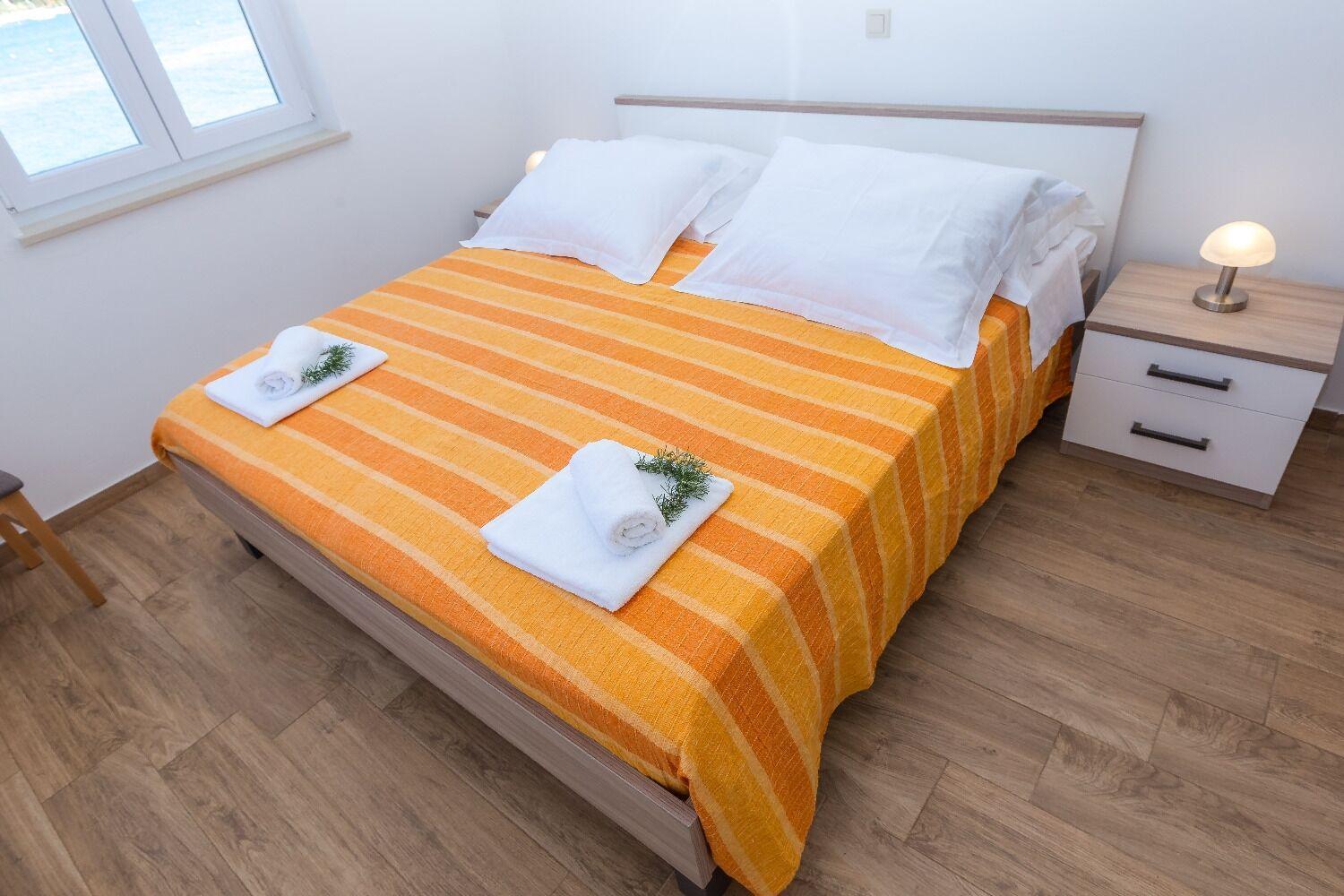 Apartments Zvone1 Велі-Рат Екстер'єр фото