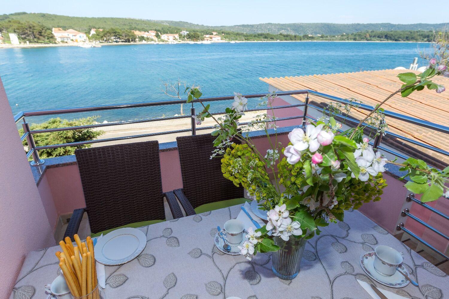 Apartments Zvone1 Велі-Рат Екстер'єр фото