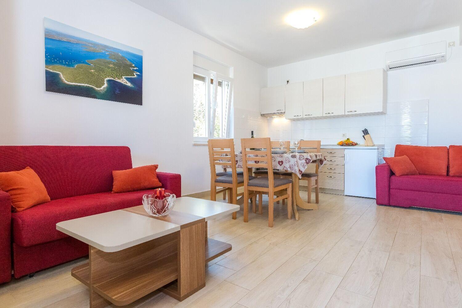 Apartments Zvone1 Велі-Рат Екстер'єр фото