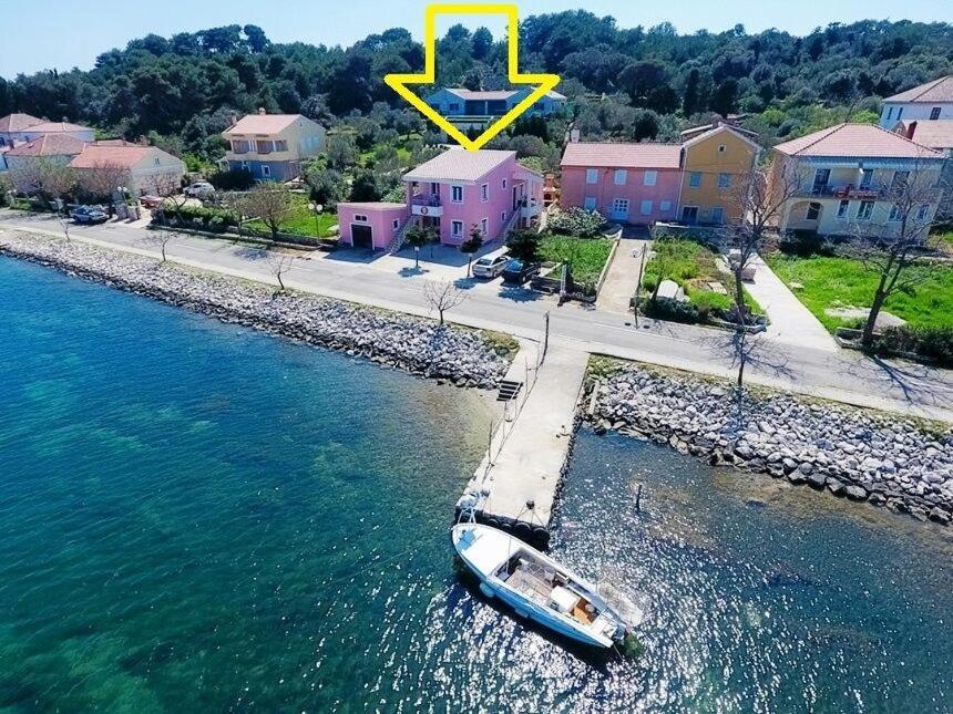 Apartments Zvone1 Велі-Рат Екстер'єр фото